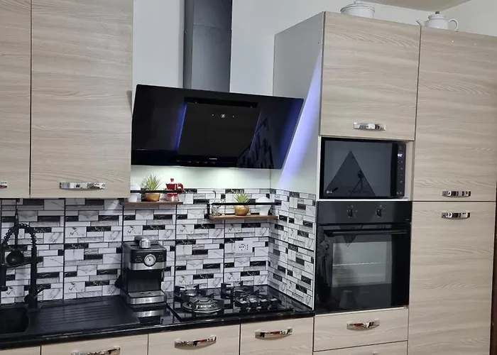 Yudi House